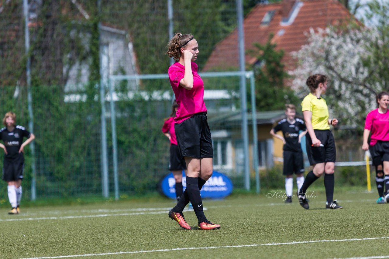 Bild 197 - B-Juniorinnen Pokalfinale SV Henstedt Ulzburg - SG Holstein Sued : 2:0